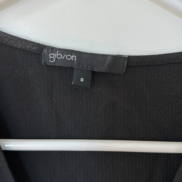 Black Gibson blouse. Size Small. - Picture 2 of 2
